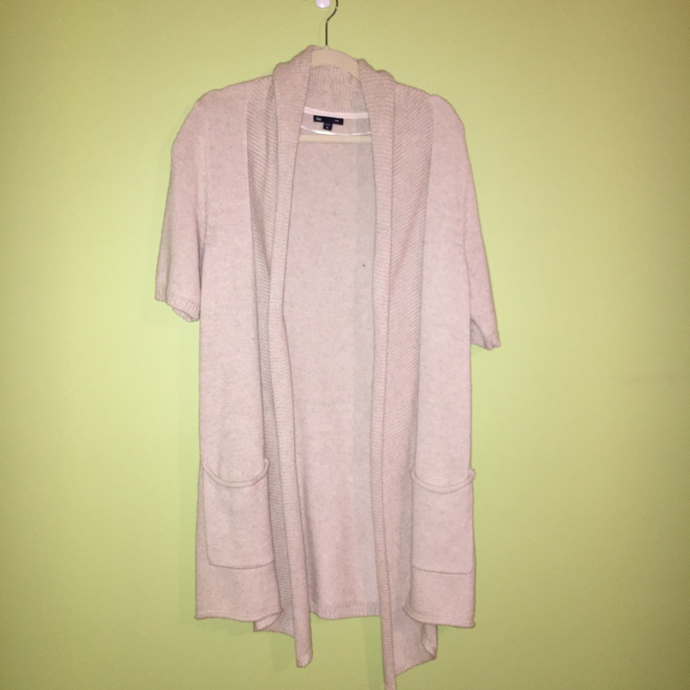 GAP Sweater Size Medium